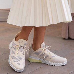 🎁 ECCO Women's Zipflex Sneakers